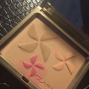 Clarins Colour Breeze Face & Blush powder